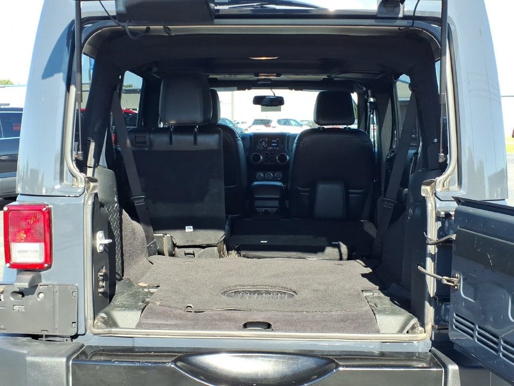 2018 Jeep Wrangler JK Unlimited Sahara