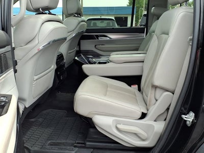 2023 Jeep Grand Wagoneer BASE