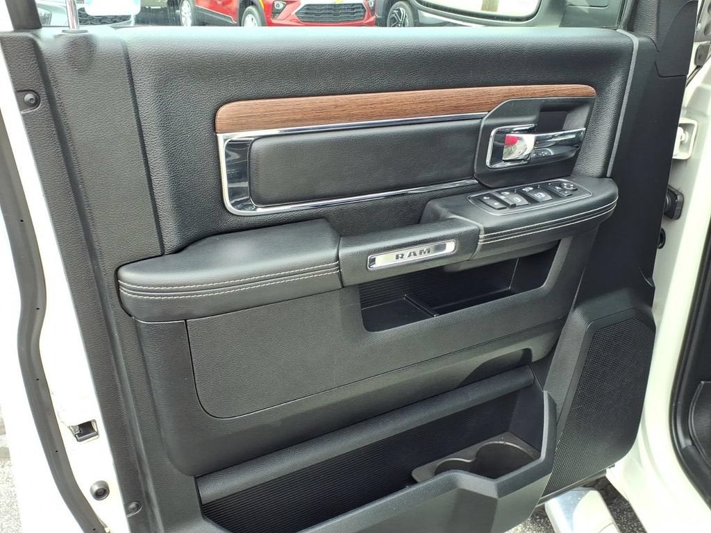 2017 RAM 1500 Laramie