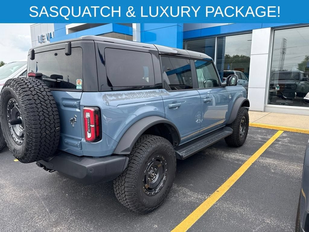 2025 Ford Bronco Outer Banks