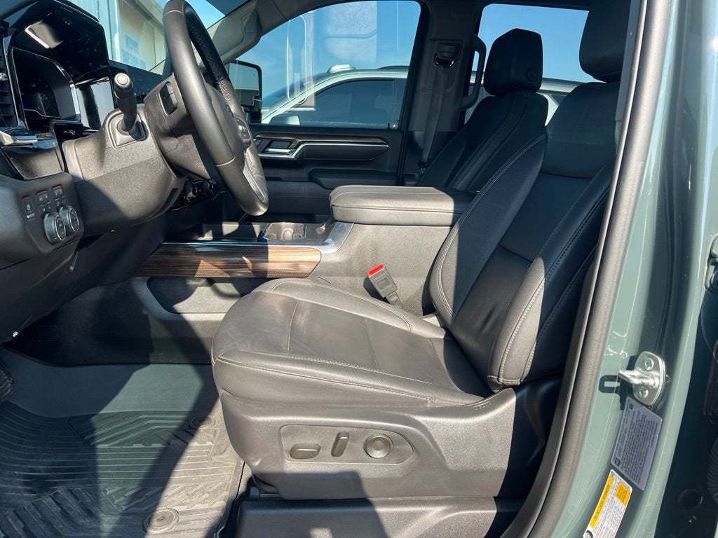 2025 Chevrolet Silverado 2500 HD LT