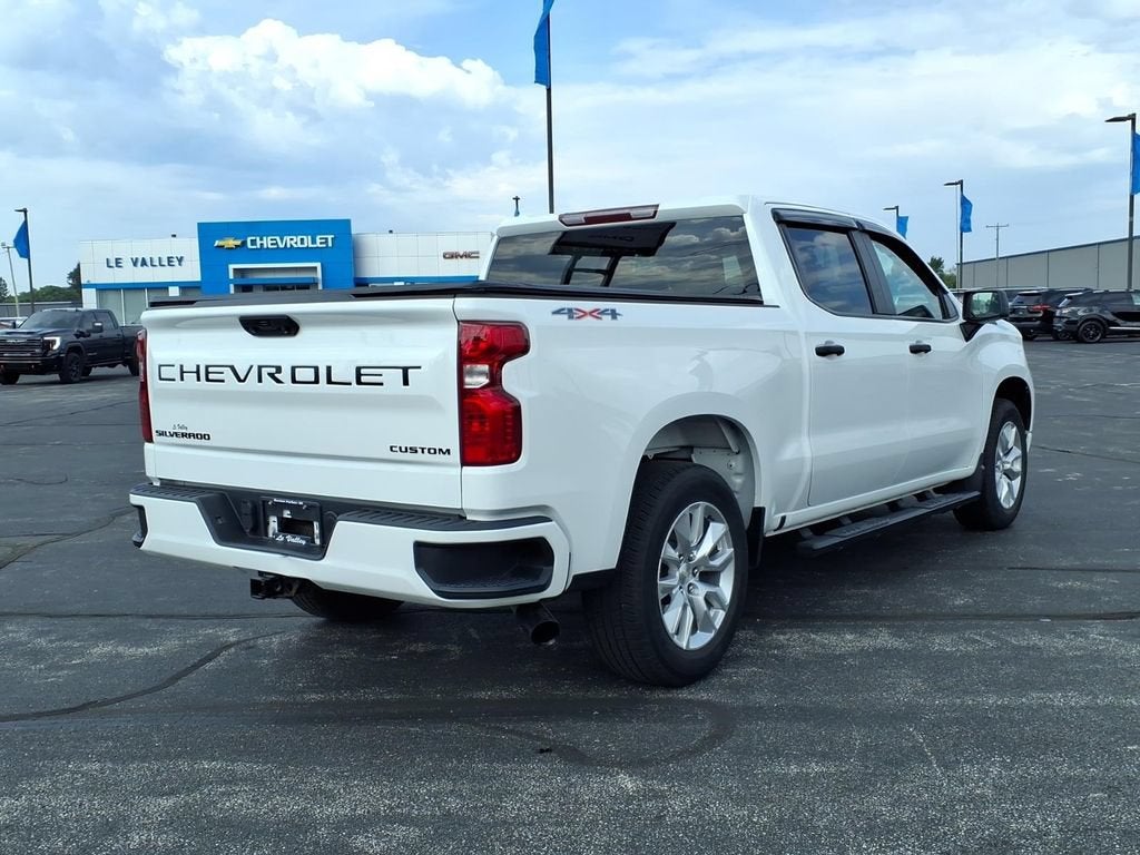 2023 Chevrolet Silverado 1500 Custom