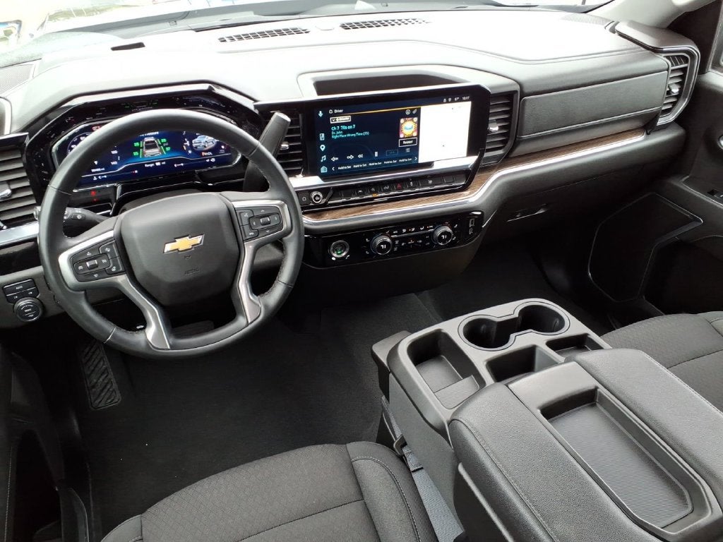 2024 Chevrolet Silverado 1500 LT (2FL)