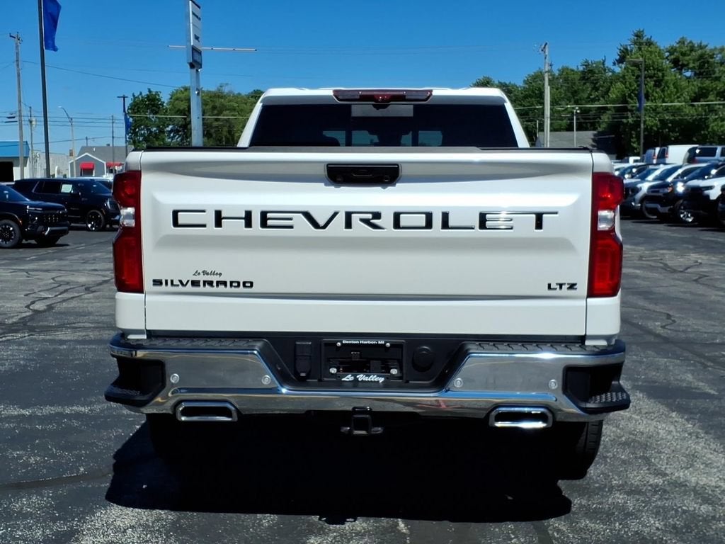 2025 Chevrolet Silverado 1500 LTZ