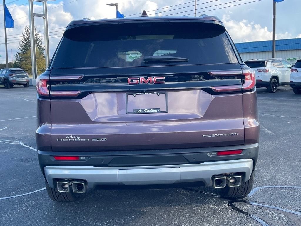 2026 GMC Acadia Elevation