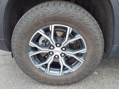 2024 GMC Acadia AT4