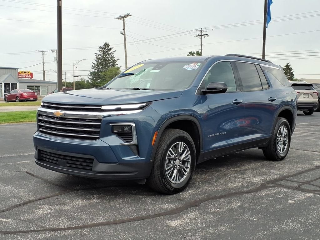 2026 Chevrolet Traverse LT