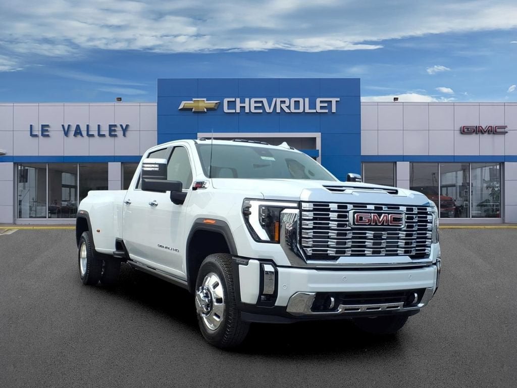 2026 GMC Sierra 3500 HD Denali DRW