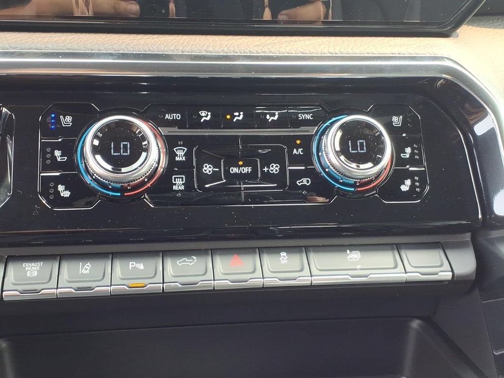 2026 GMC Sierra 3500 HD Denali DRW