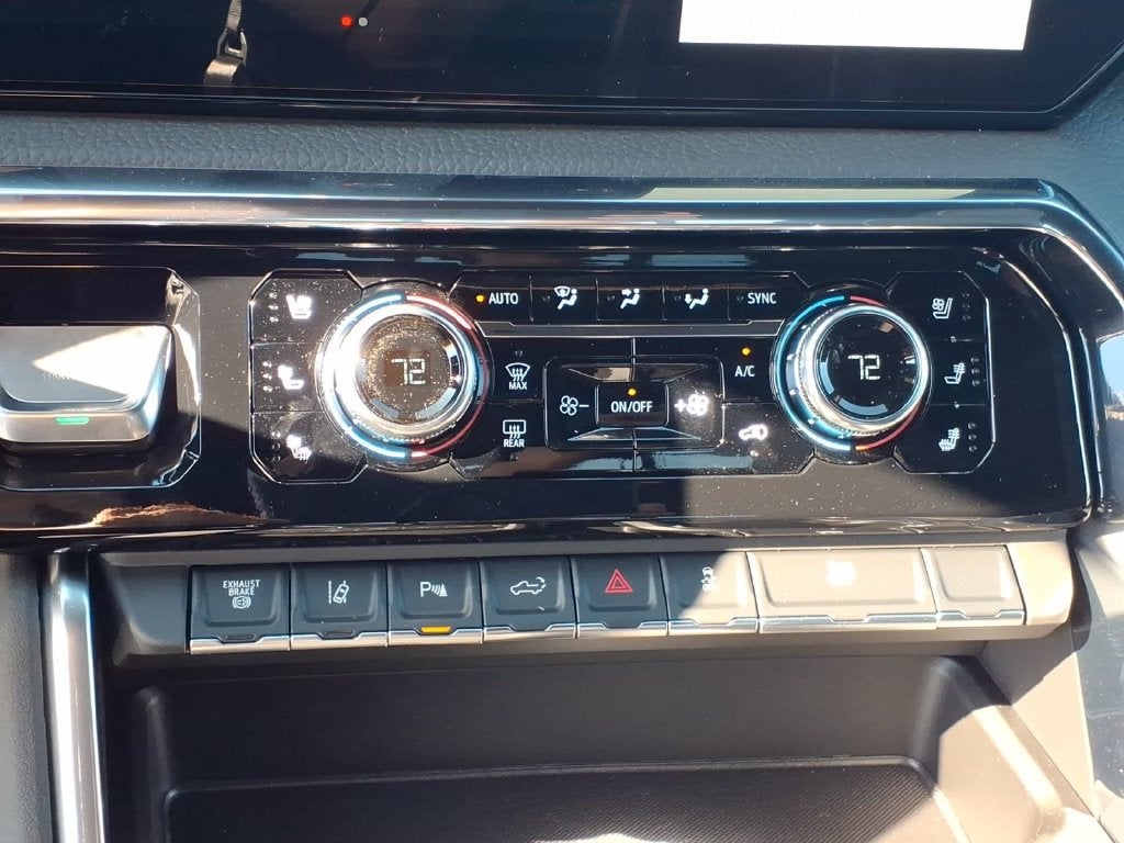2026 GMC Sierra 3500 HD Denali DRW