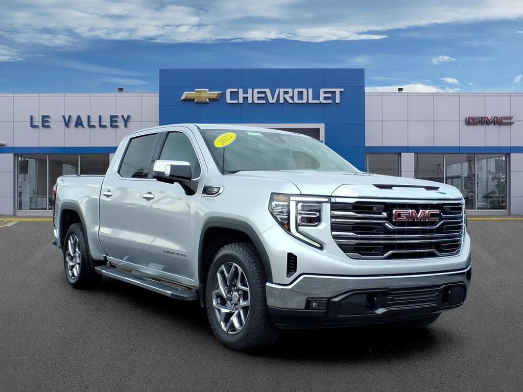 2022 GMC Sierra 1500 SLT