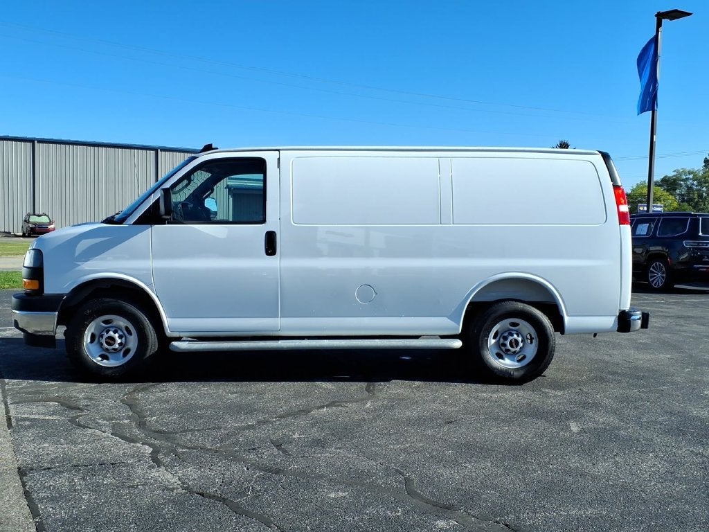 2025 GMC Savana Cargo Work Van