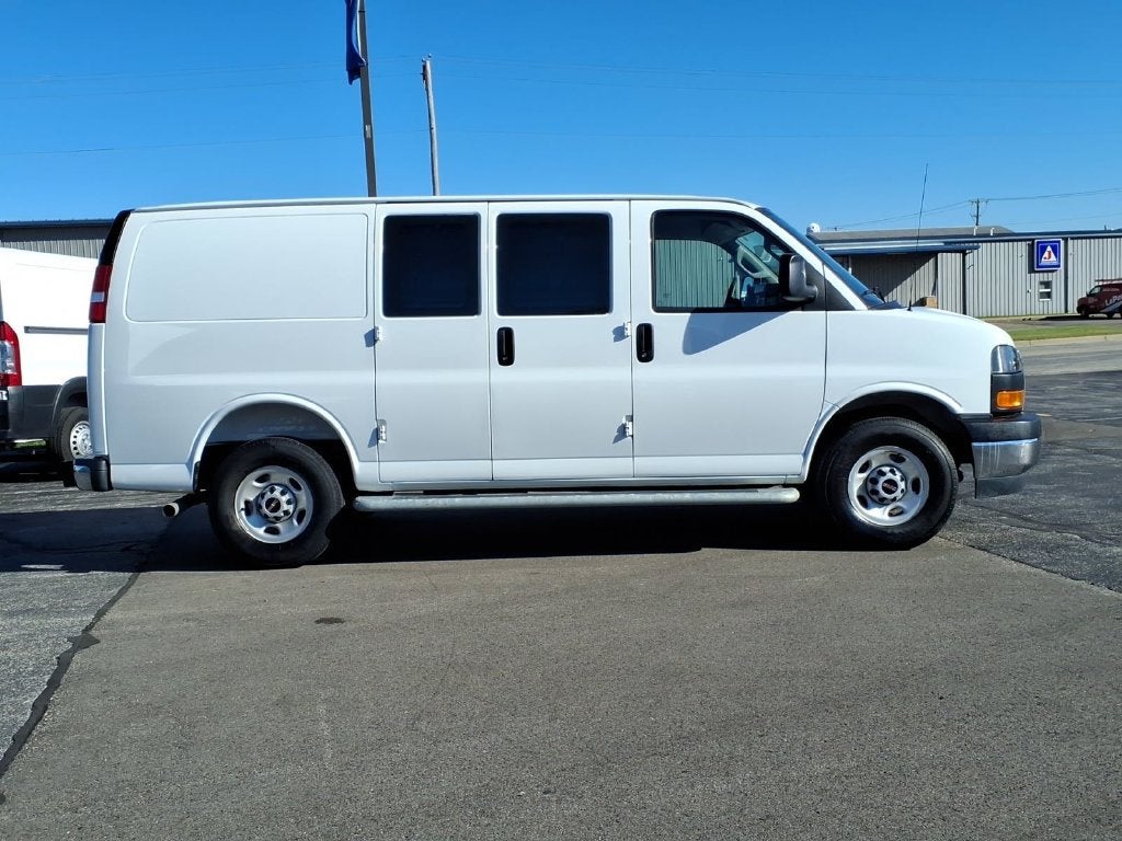 2025 GMC Savana Cargo Work Van