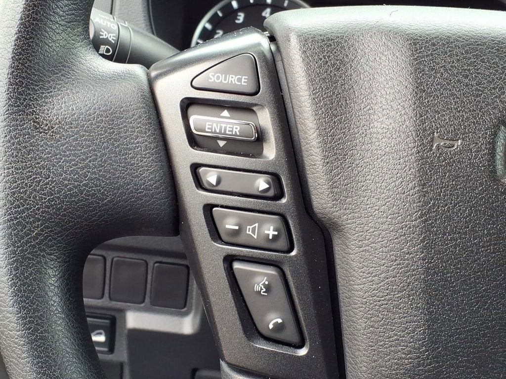 2022 Nissan Frontier S