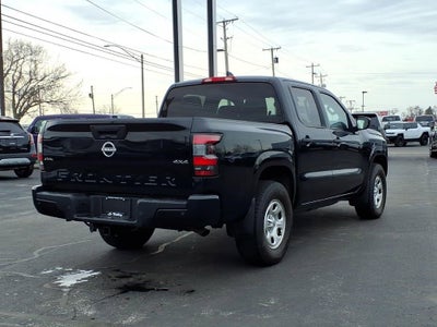 2022 Nissan Frontier S