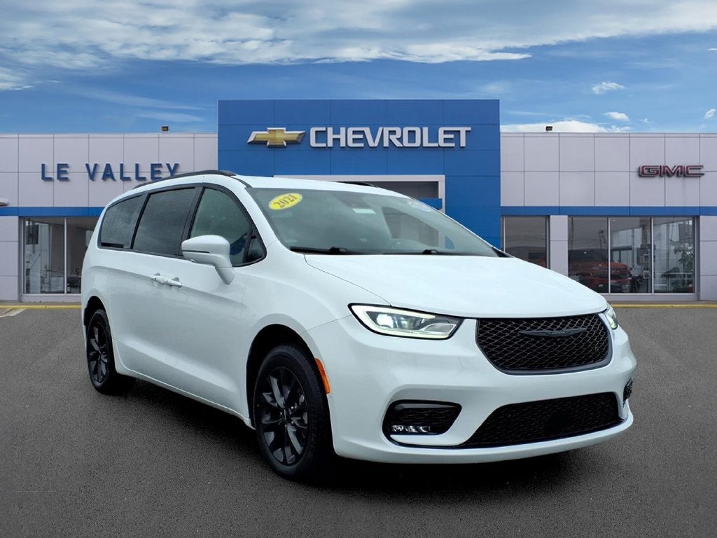 2021 Chrysler Pacifica Touring L