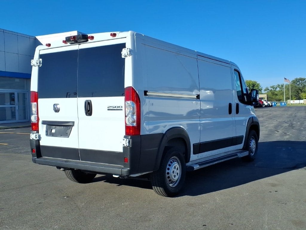 2025 RAM ProMaster Cargo Van Tradesman