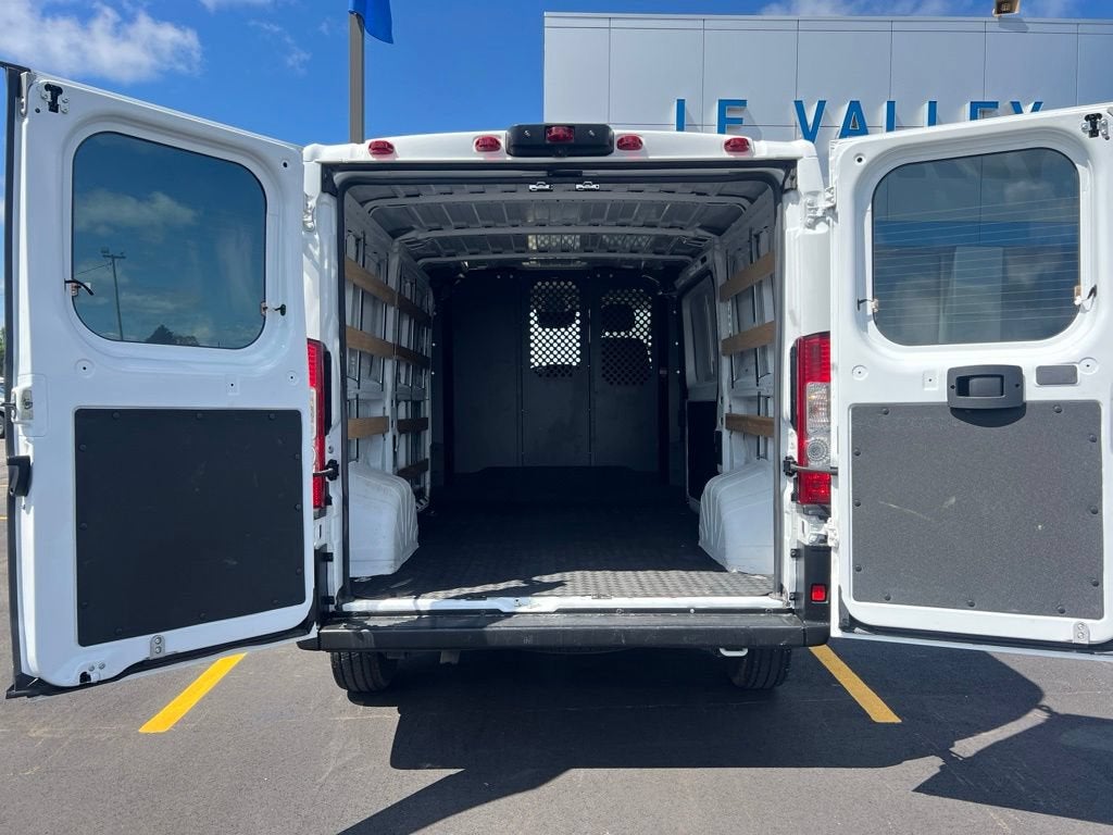 2025 RAM ProMaster Cargo Van Tradesman