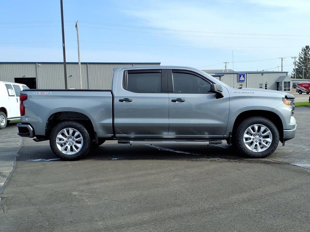 2023 Chevrolet Silverado 1500 Custom
