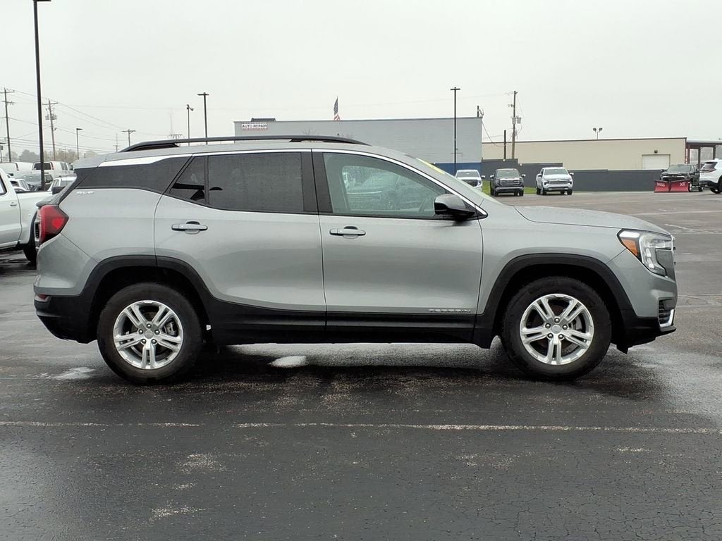 2023 GMC Terrain SLE
