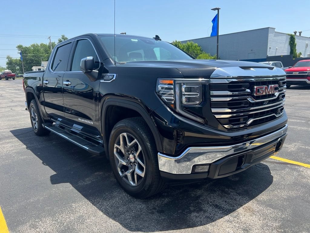 2022 GMC Sierra 1500 SLT