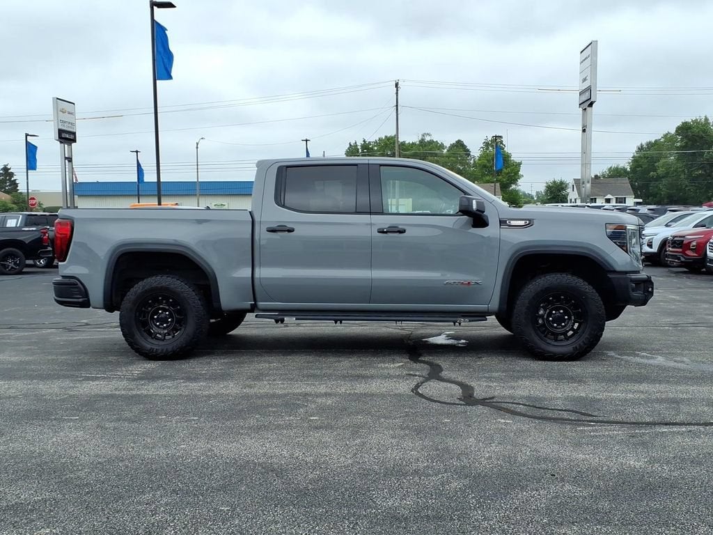 2024 GMC Sierra 1500 AT4X