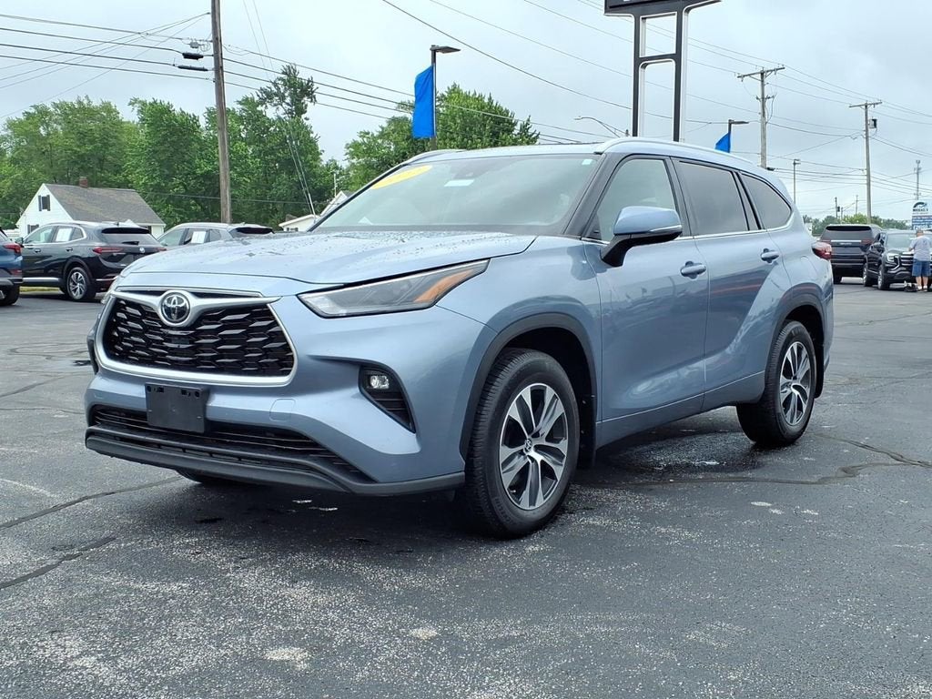 2022 Toyota Highlander XLE