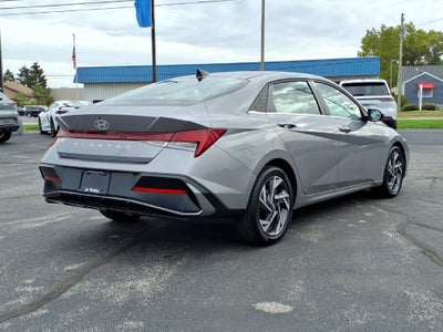 2025 Hyundai Elantra SEL Convenience
